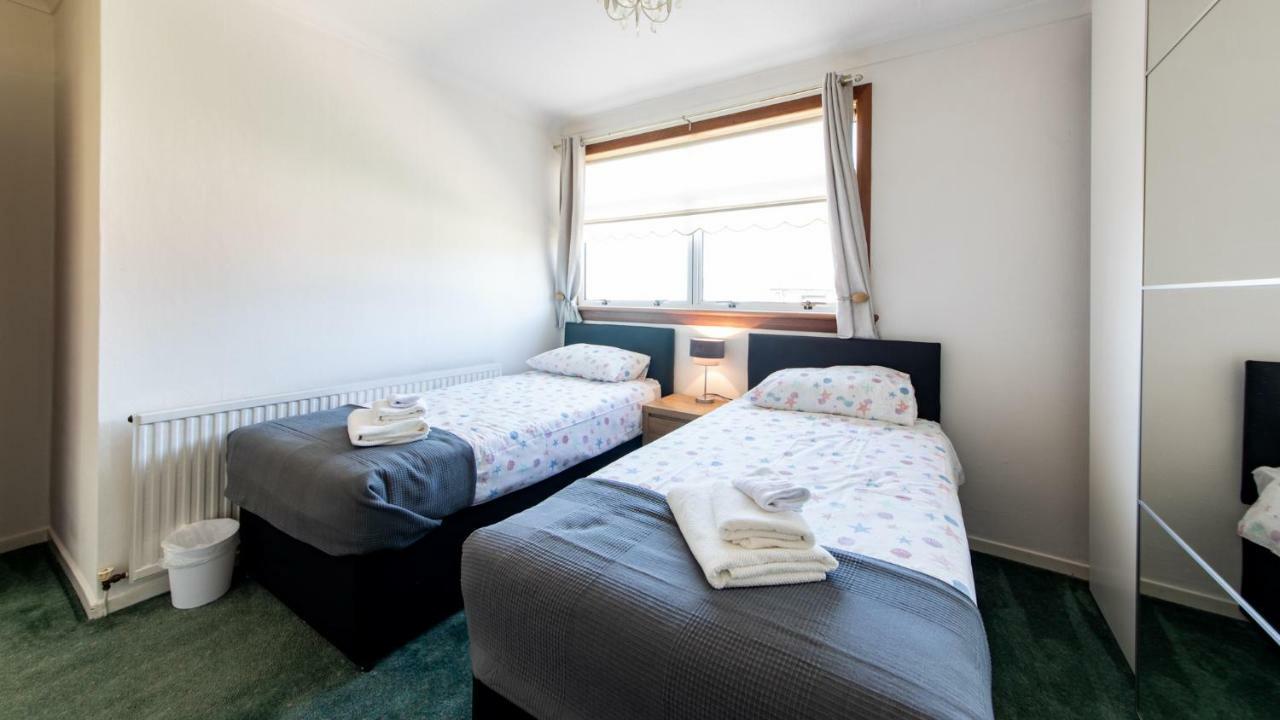 3 Bed House W/Drive & Garden V/Fast Wifi Near Bioquarter Villa Edinburgh Exterior foto